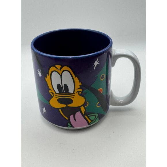 Disney Store Pluto Christmas Mug - Picture 4 of 5